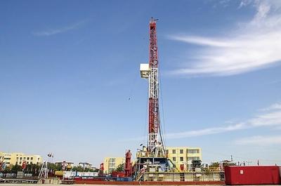 Drilling ratchet derrick mobile device